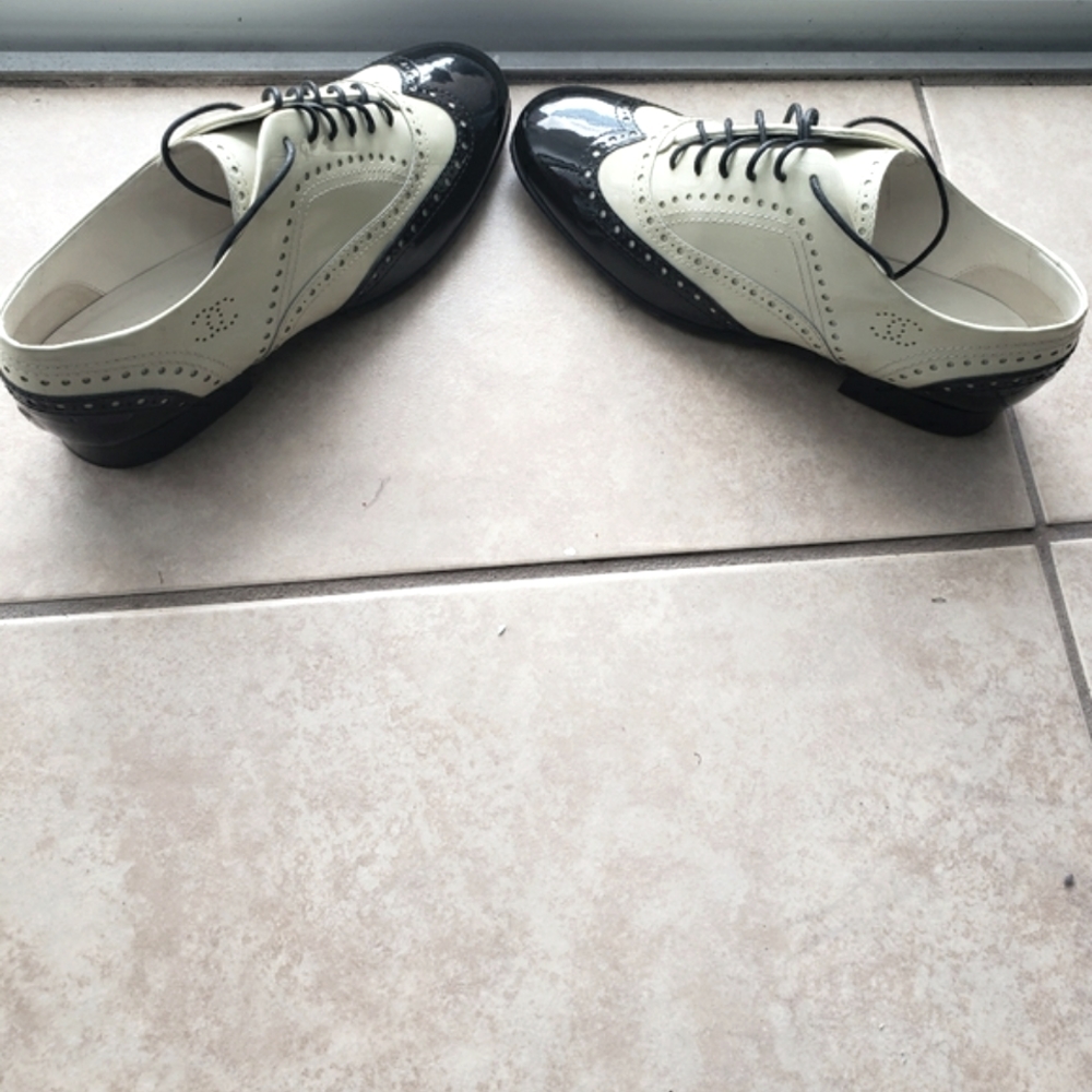 Chanel lace up patient calfskin oxford - Picture 12 of 12